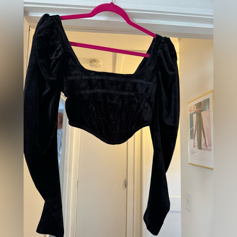 Cropped velvet top